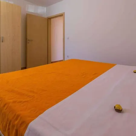 Apartment In Silo/insel Krk 39366 Silo (Krk)