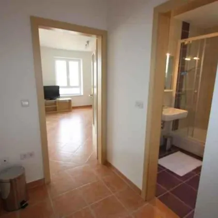In - Insel Krk 39366 شقة *
