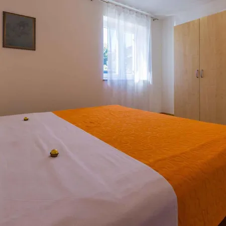 In - Insel Krk 39366 * Šilo